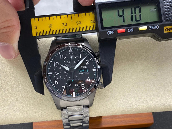 IWC Pilot 41 mm Cadran Noir Boîtier Noir