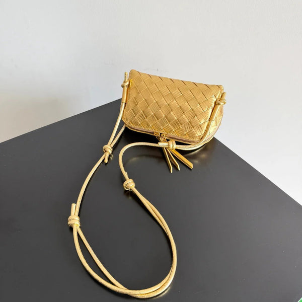 Bottega Veneta 2026 Concert Pouch Bag 18.5 Or Métallisé Cuir Intrecciato