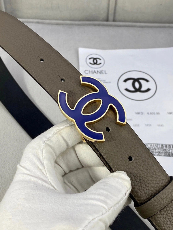CINTURA CC 30MM IN PELLE DI VITELLO MARRONE MOCA CON LOGO BLU NAVY