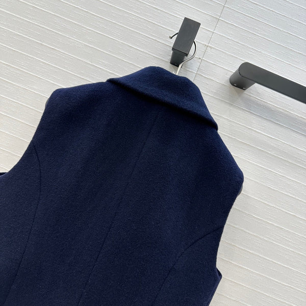 CHANEL 25S KNIT VEST WITH TWO HEART-SHAPED POCKETS 344