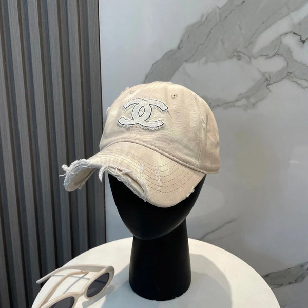 CAPPELLO DA BASEBALL IN JEANS BEIGE LISCIO 672994