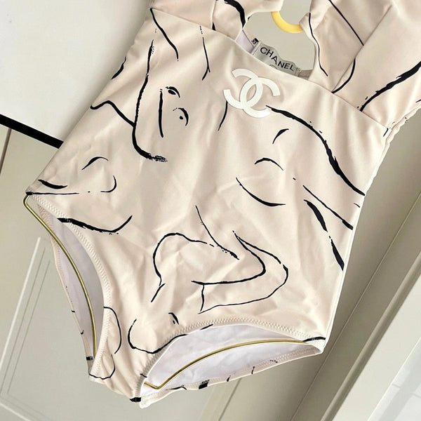 Completo bikini CC in bianco panna con dettagli neri curvi 608919