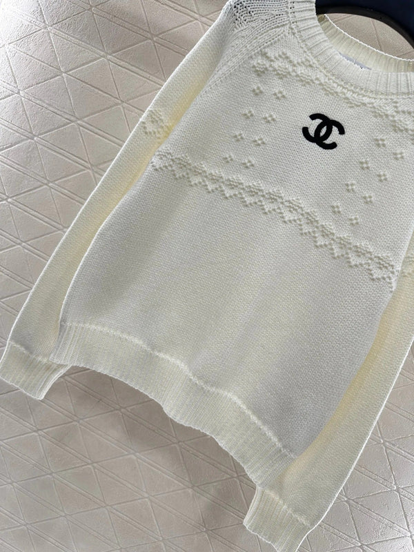 CHANEL 25S EMBROIDERED CROCHET SWEATER 349