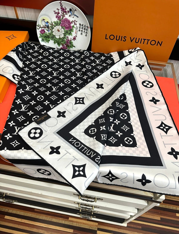 LV SCARF 90 CM IN SILK 732040