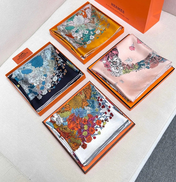 HERMES 25S SCARF 90 IN SILK 729030