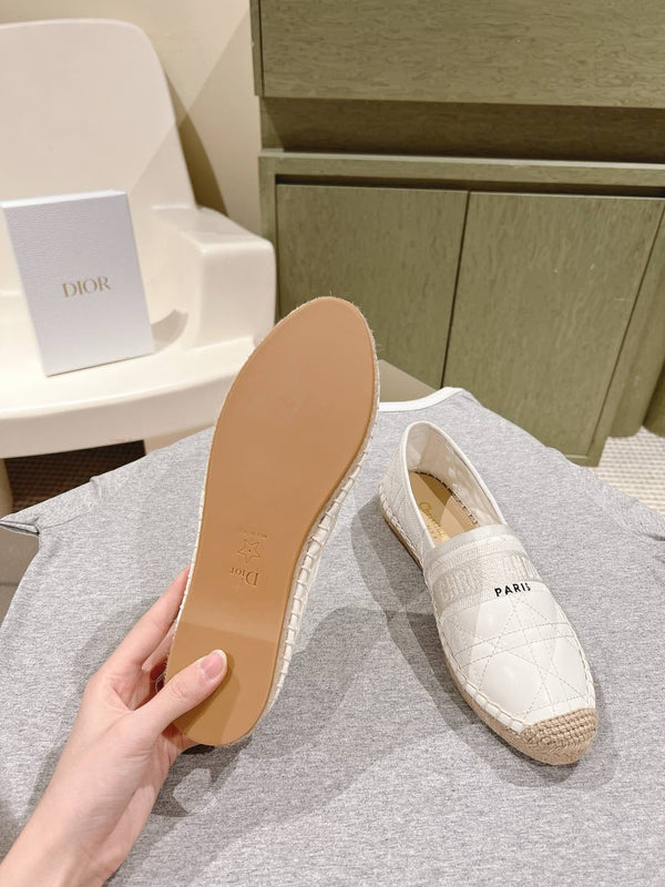 CD 26s Loafers Embroidery White Cowhide 653265