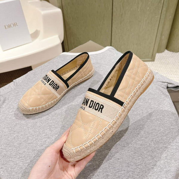 CD 26s Loafers Embroidery Beige Black Cowhide 653265