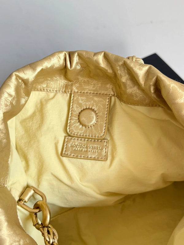 Bottega Veneta 2026 Dustbag 33cm Or Intrecciato Lamina Cuir Satiné 137019