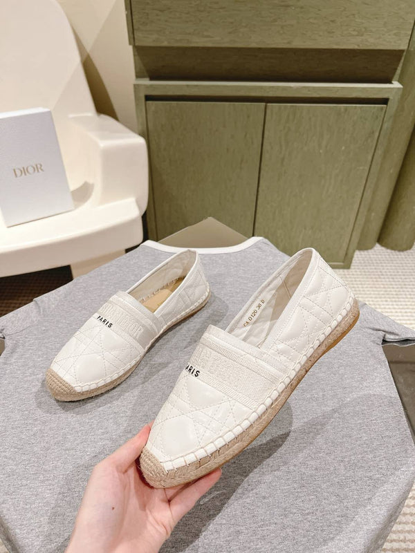 CD 26s Loafers Embroidery White Cowhide 653265