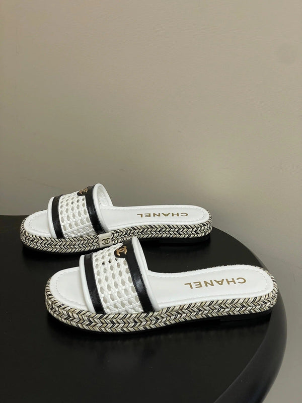 CC 26s Plateforme Claquettes Cuir de vachette Blanc 649458