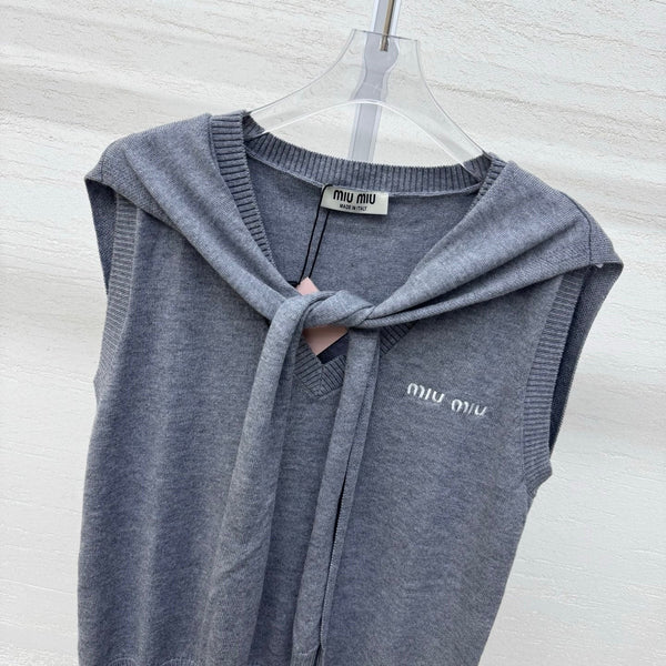 Miumiu 2026 Vest With Scarf Gray Blue Red Wool Cashmere 356954