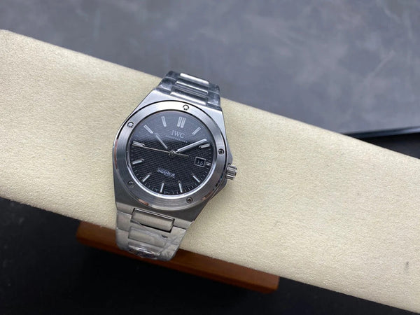 IWC Ingenieur 40mm Cadran Gris Foncé Boîtier en Acier