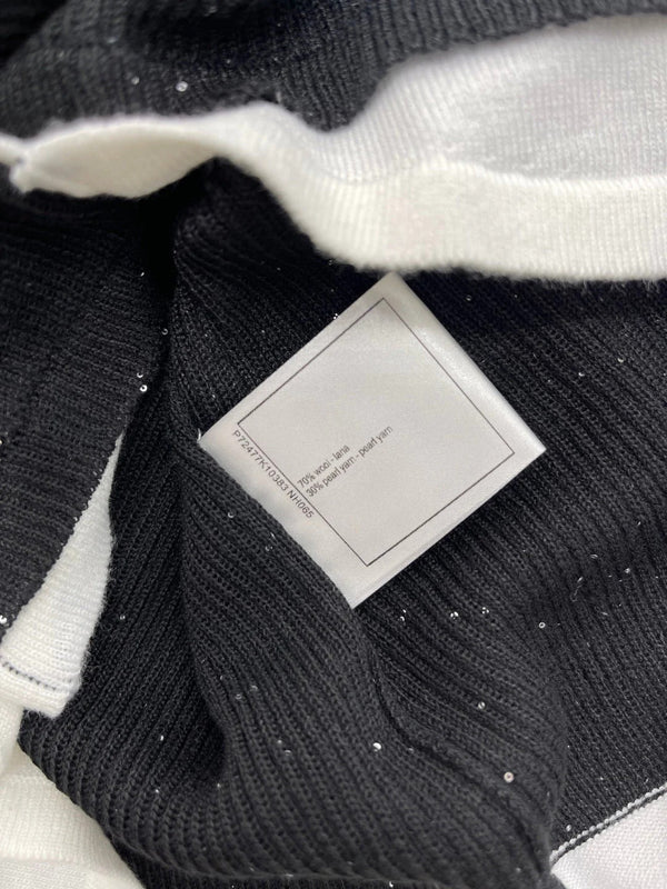 CHANEL 25S SWEATER STYLE 209