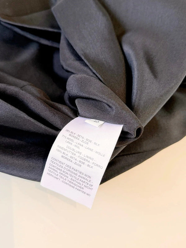 ROBE EN SOIE SANS MANCHES BRODÉE HERMES 25S 318