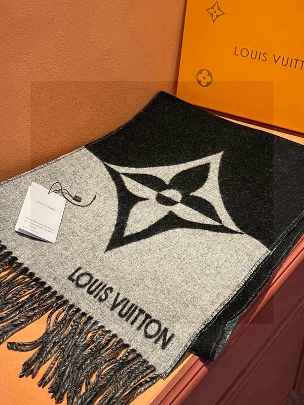 LV SCARF 192 CM IN WOOL 733866