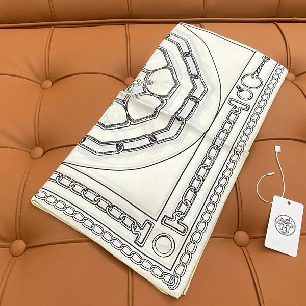 HERMES 25S SCARF 90 IN SILK 703664