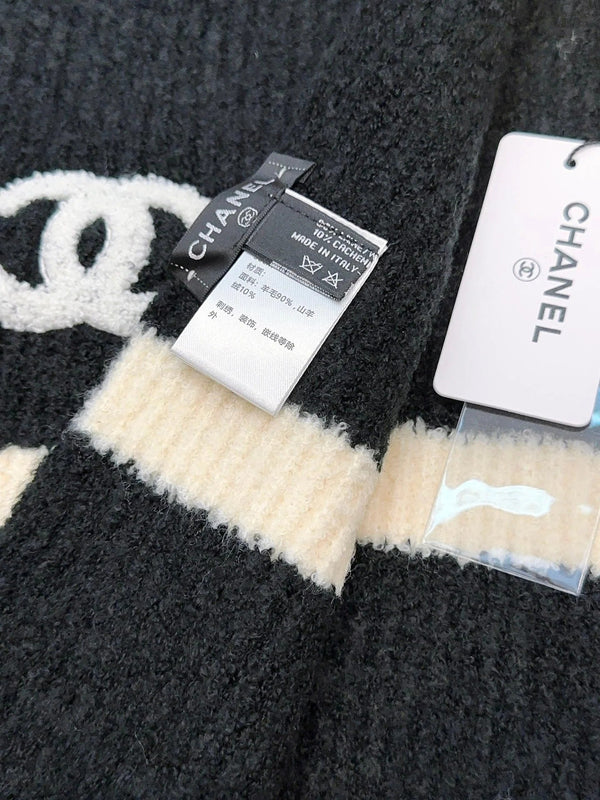 CHANEL 25S SCARF 175 CM IN WOOL CASHMERE 943159