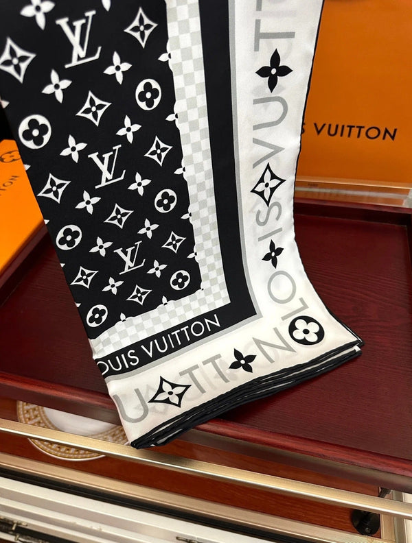 LV SCARF 90 CM IN SILK 732040
