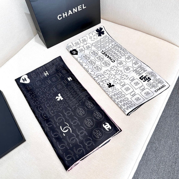 CHANEL 25S SCARF 90 IN SILK 724783