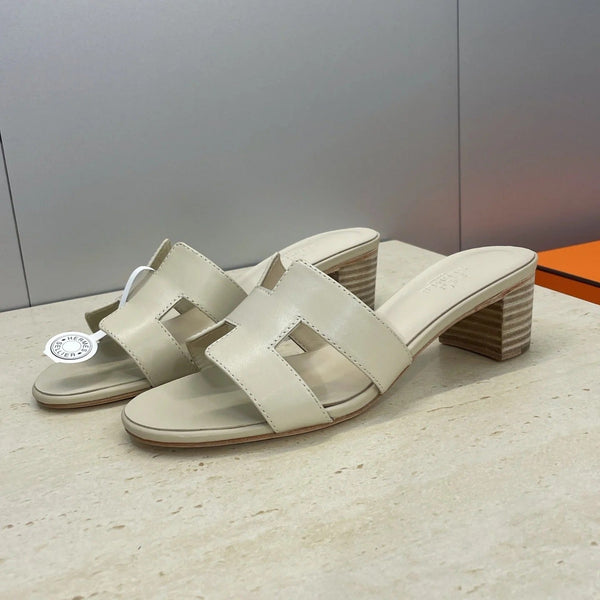 HM 26ss Sandales Oran 45 Cuir de veau beige clair 607226