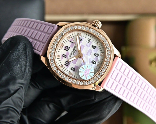 Montre Patek Aquanaut Boîtier Or Rose 35,6mm Bracelet Violet