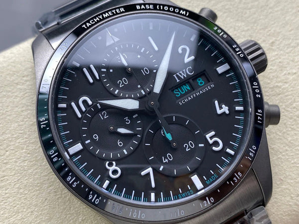 IWC Pilot 41 mm Cadran Noir Boîtier Noir
