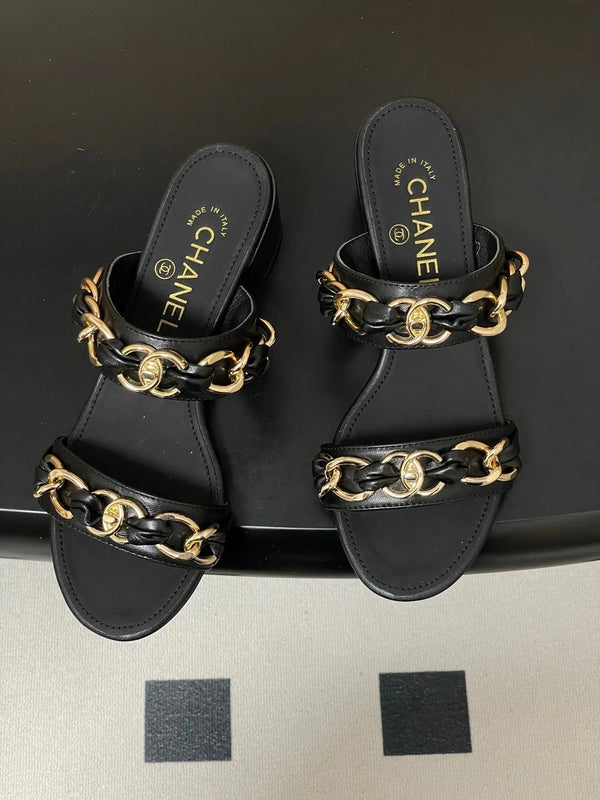 CC 26s Chunky Heels Sandals 55 Black Sheepskin 649471