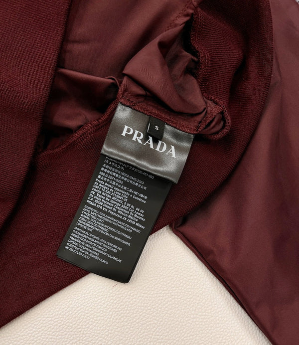 PRADA VESTE COURTE À CAPUCHE 25S 306