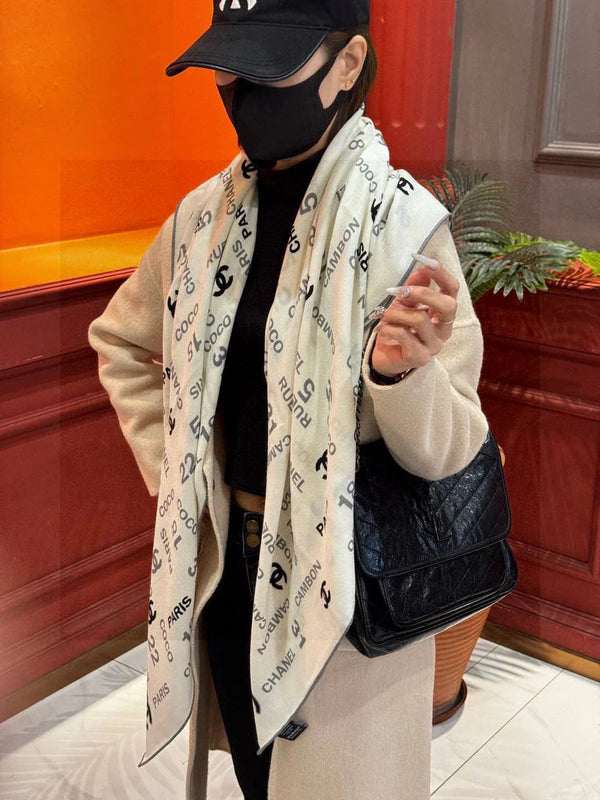 CHANEL 25S SCARF 140 IN CASHMERE SILK 733896
