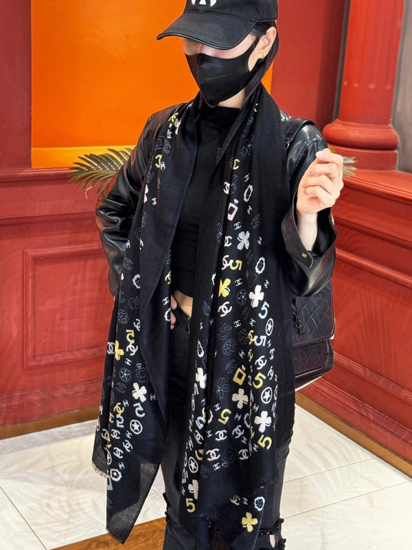 CHANEL 25S SCARF 200 IN CASHMERE 727295