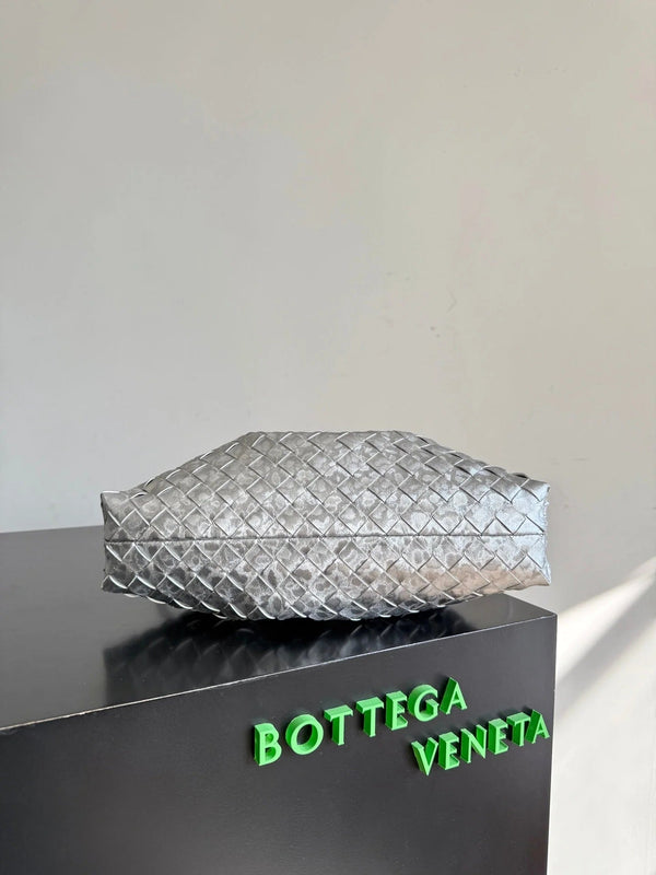 Bottega Veneta 2026 Dustbag 33cm Argent Intrecciato Lamina Cuir Satiné
