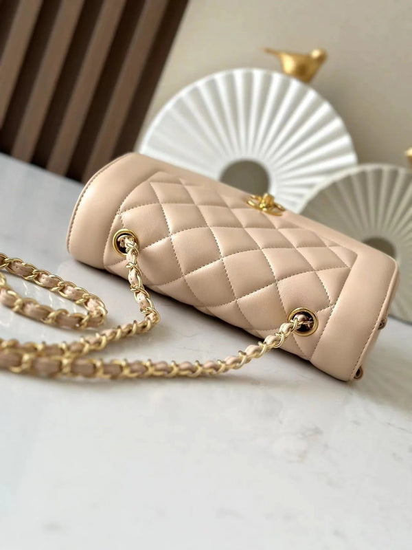 CC 2026 Diana Shoulder Bag 22.5cm Beige Lambskin
