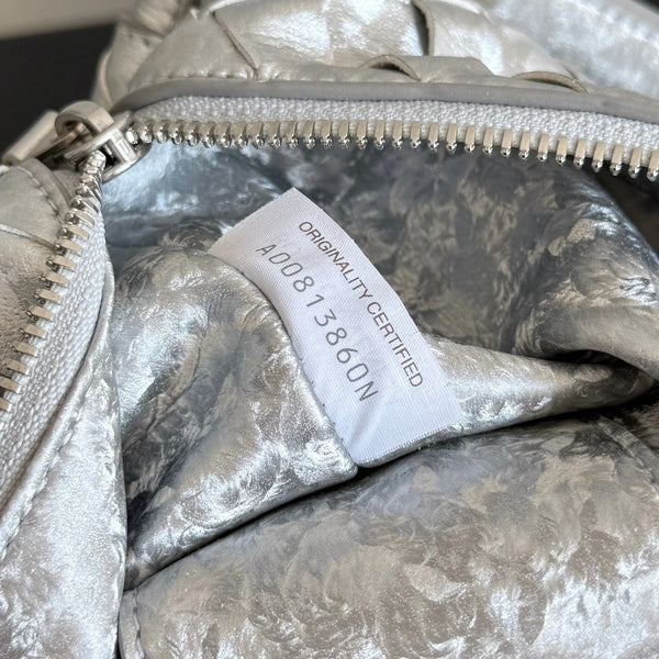 Bottega Veneta 2026 Sac Loop 21cm Cuir Tressé Intrecciato Argent 137119