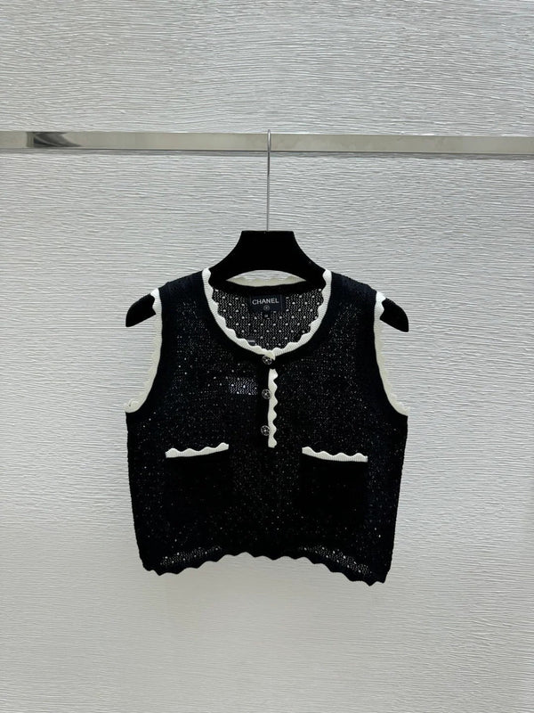 Chanel 2026 Lace Hollow-Out Round Neck Knitted Vest Cardigan Wool 132747