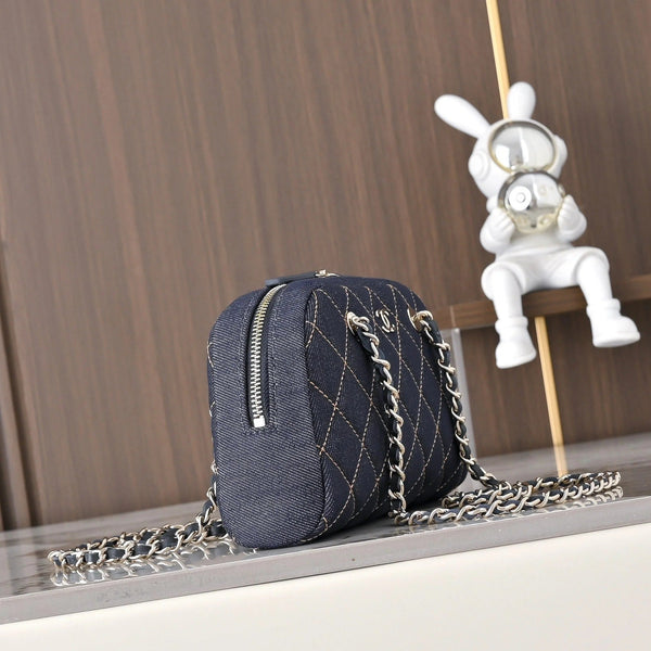 Sac à main CC 2026 en chaîne 19,5 cm, denim bleu et cuir 140656