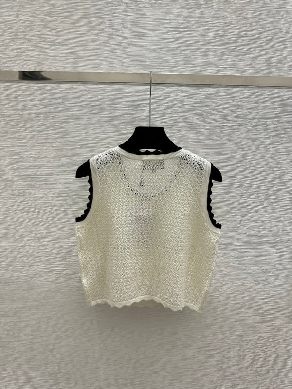 Chanel 2026 Lace Hollow-Out Round Neck Knitted Vest Cardigan Wool 132747