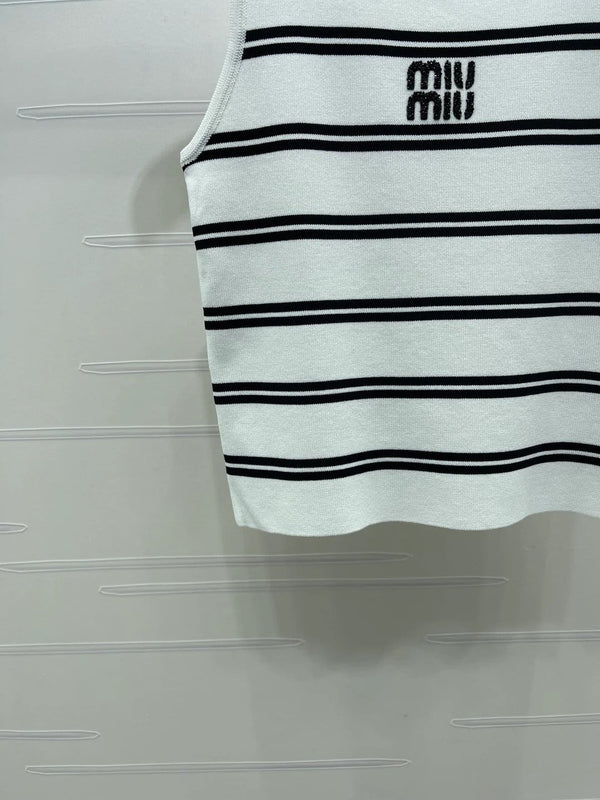Miumiu 2026 Gilet en maille rayée col rond laine noir et blanc 352631