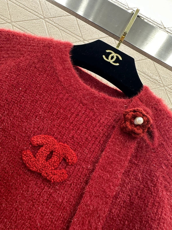 CC 26 Pull en Cachemire avec Broche Épi de Blé en Perles Logo 807115