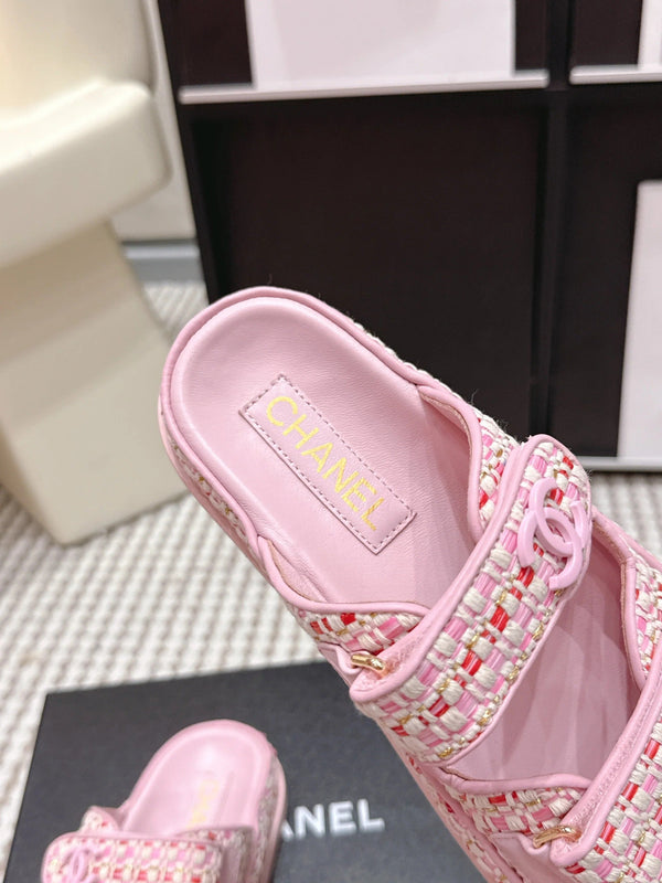 CC 26s Sandals Light Pink Leather Raffia 632393