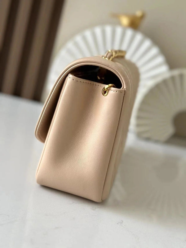 CC 2026 Diana Shoulder Bag 22.5cm Beige Lambskin