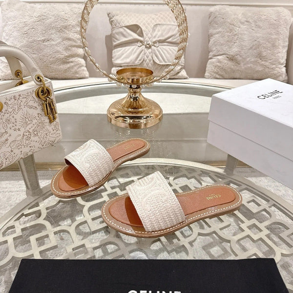 CL 26 Triomphe Slide Sandals Woven Leather 736551
