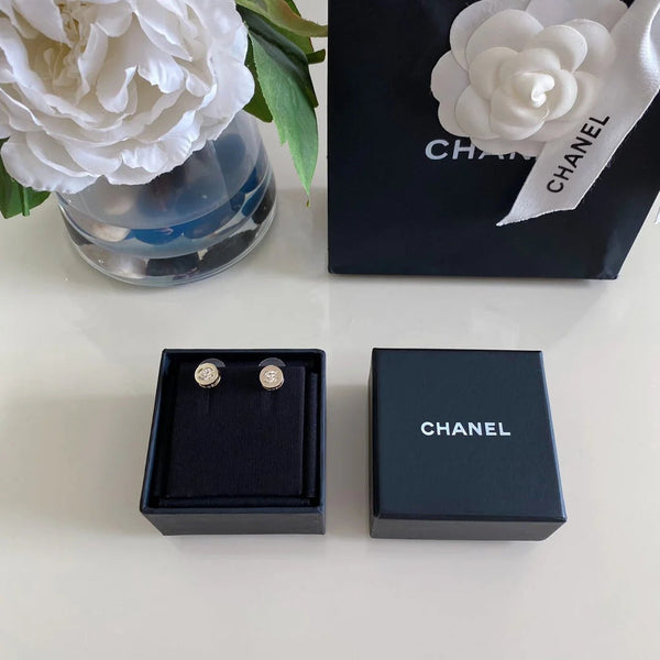 Boucles d'oreilles CC petites or diamant strass