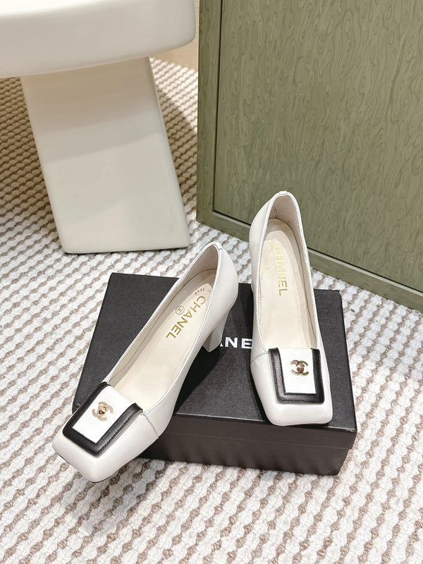 Chanel 2026 Escarpin Agneau Ivoire Et Noir 653538
