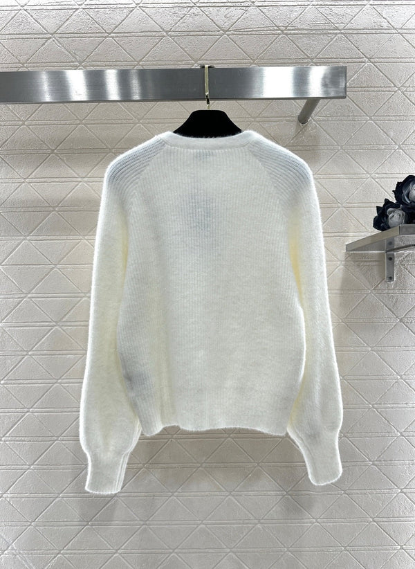 CC 26 Pull en Cachemire avec Broche Épi de Blé en Perles Logo 807115