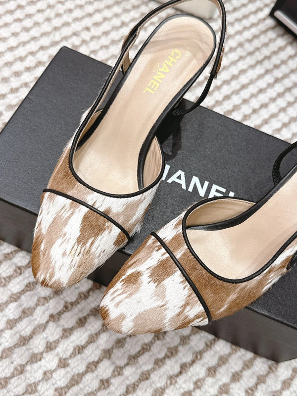 Escarpins CC 26s à bride arrière 65 cuir beige blanc léopard 652655