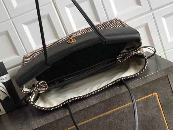 CC 2026 Large Shopping Bag 43cm Black Tweed Calfskin 363309
