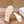 CD 26 Pantoufles brodées en cuir de vachette blanc 610276