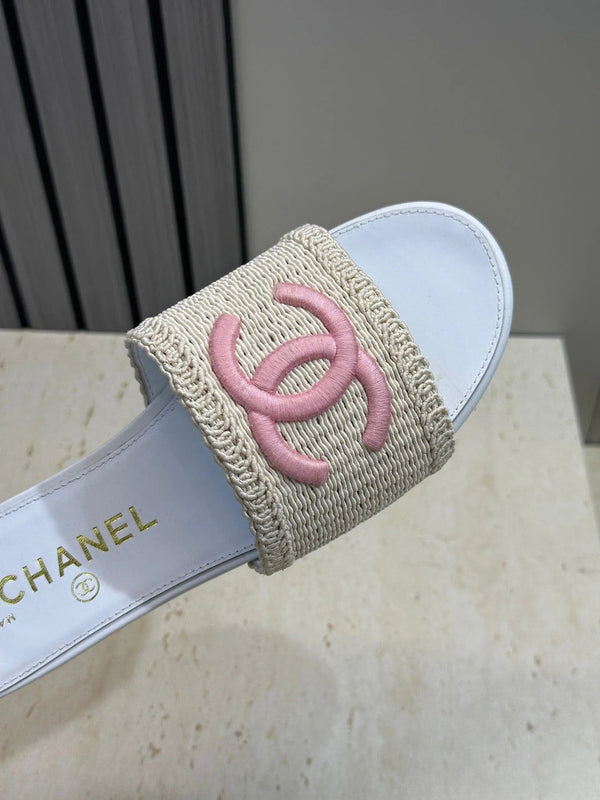 CC 2026 Double C Letter Slipper Woven Leather 787171