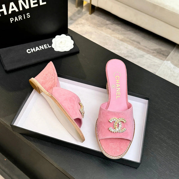 CC 2026 Wedge Sandals 65 Pink Suede 667768