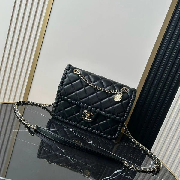 CC 2026 Flap 22cm Bag Lambskin 363907